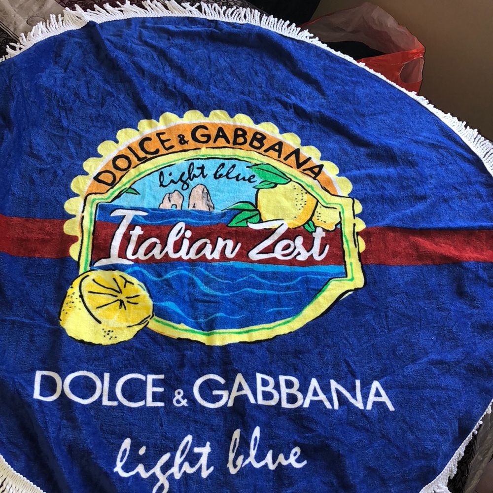 Dolce & Gabbana Italian Zest Round Beach Towel NEW
